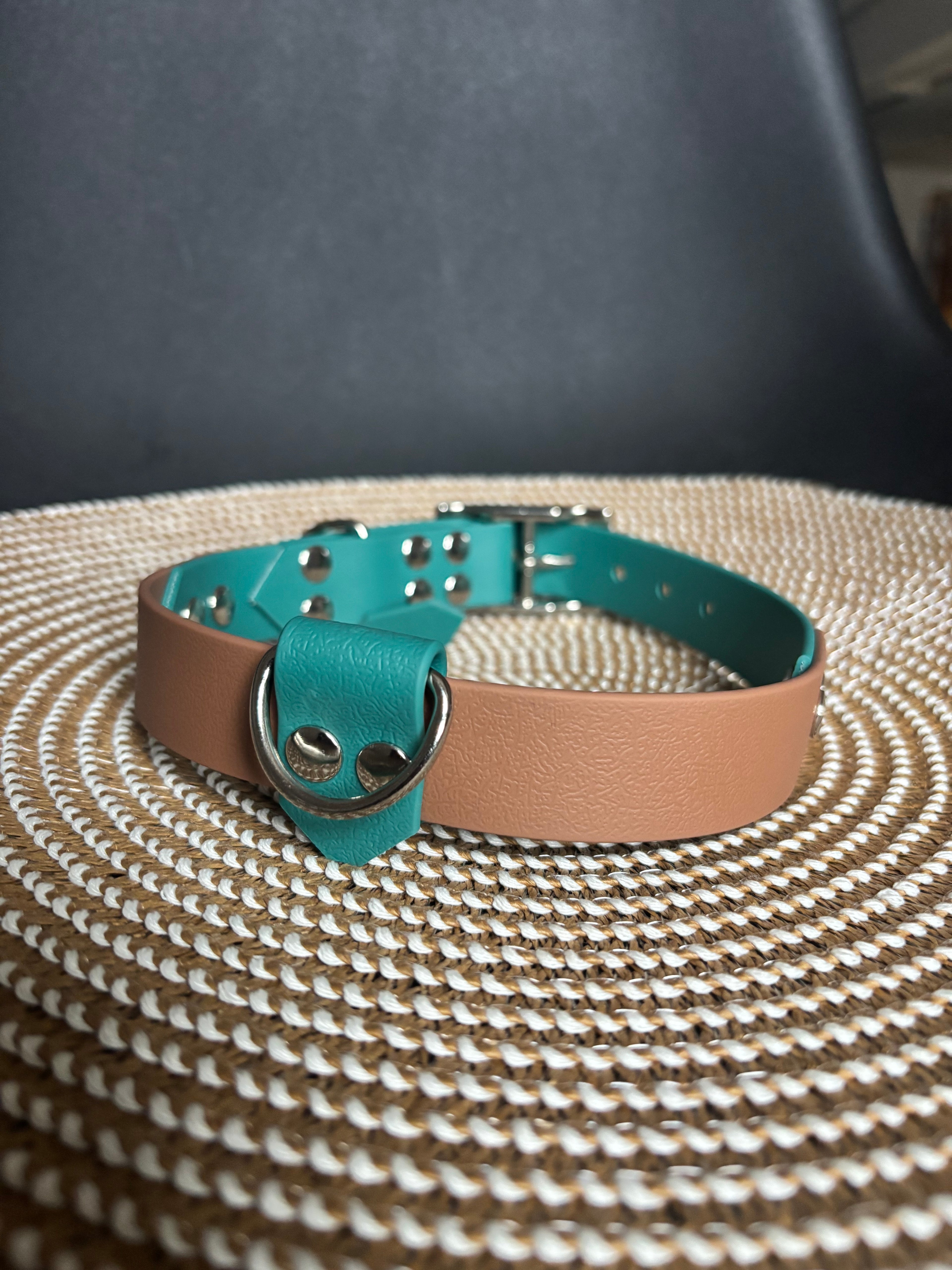 Collier duo marron et vert chasseur