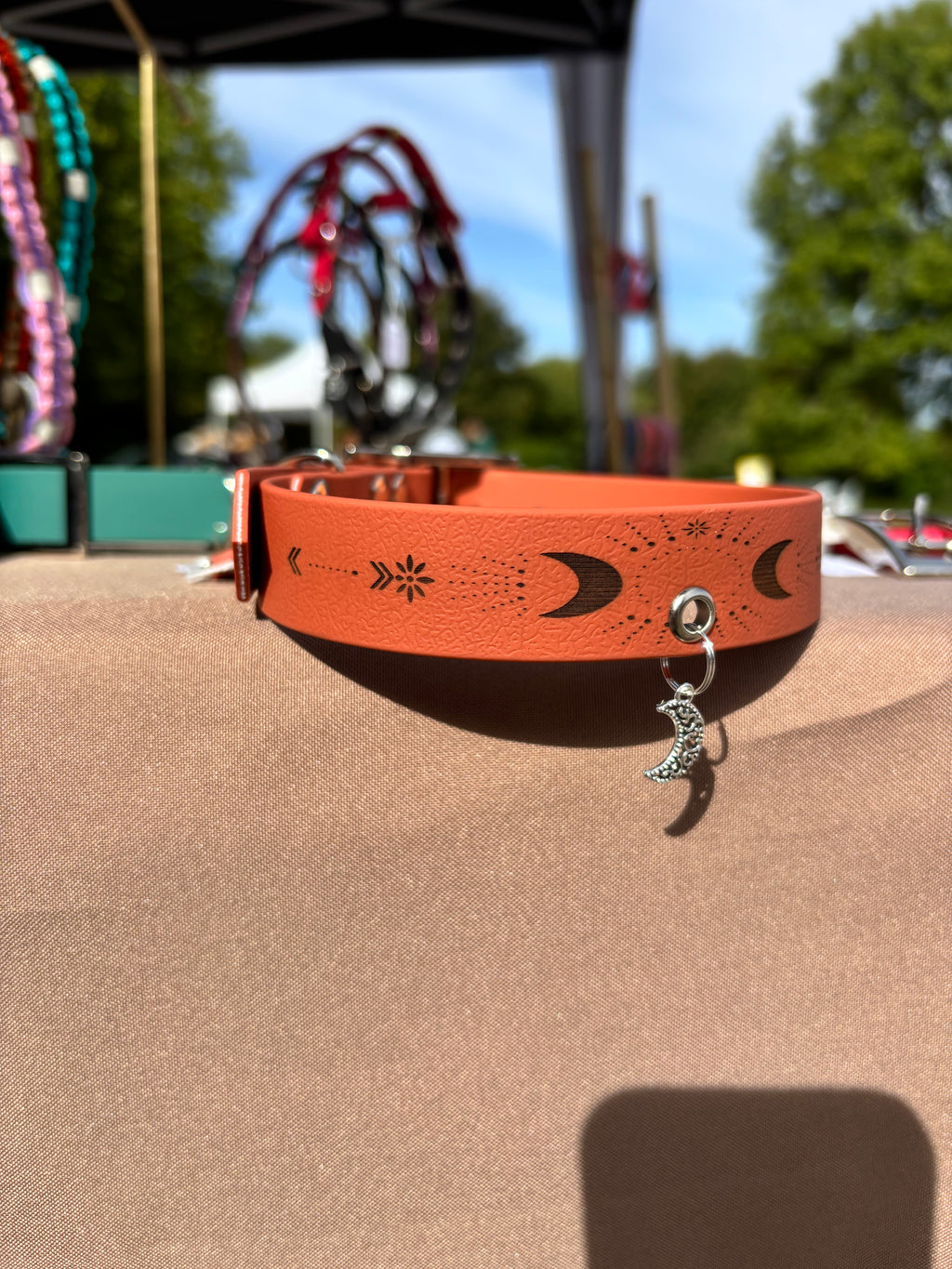 Collier Lunaire Terracotta – Édition Limitée